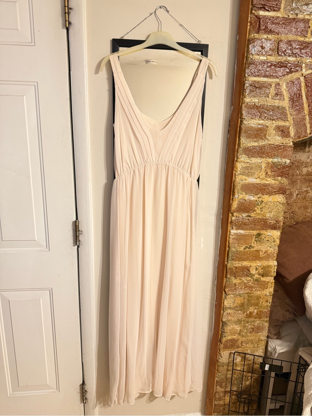 NAF NAF Nude Blush Pleated Maxi Dress NWT Size 40 / US 8-10 - Picture 3 of 11